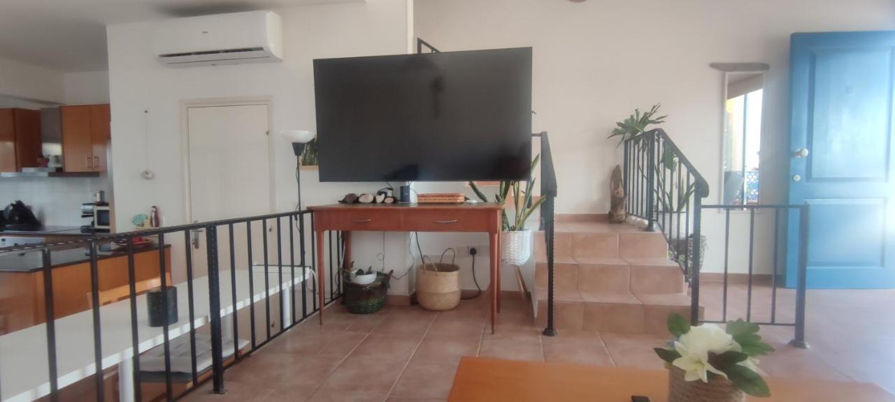 Island Spirit Beach House Polis Екстер'єр фото