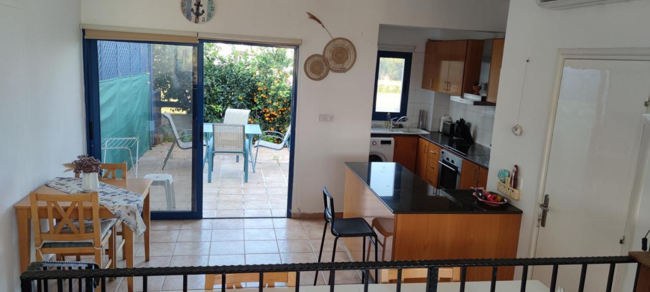 Island Spirit Beach House Polis Екстер'єр фото